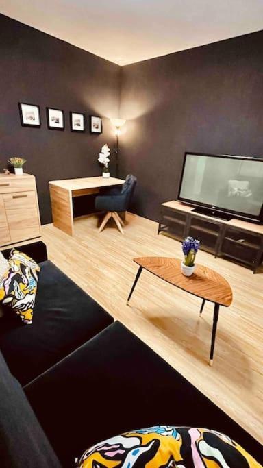 Moderny Apartman S Parkovanim Bratislava Exterior photo